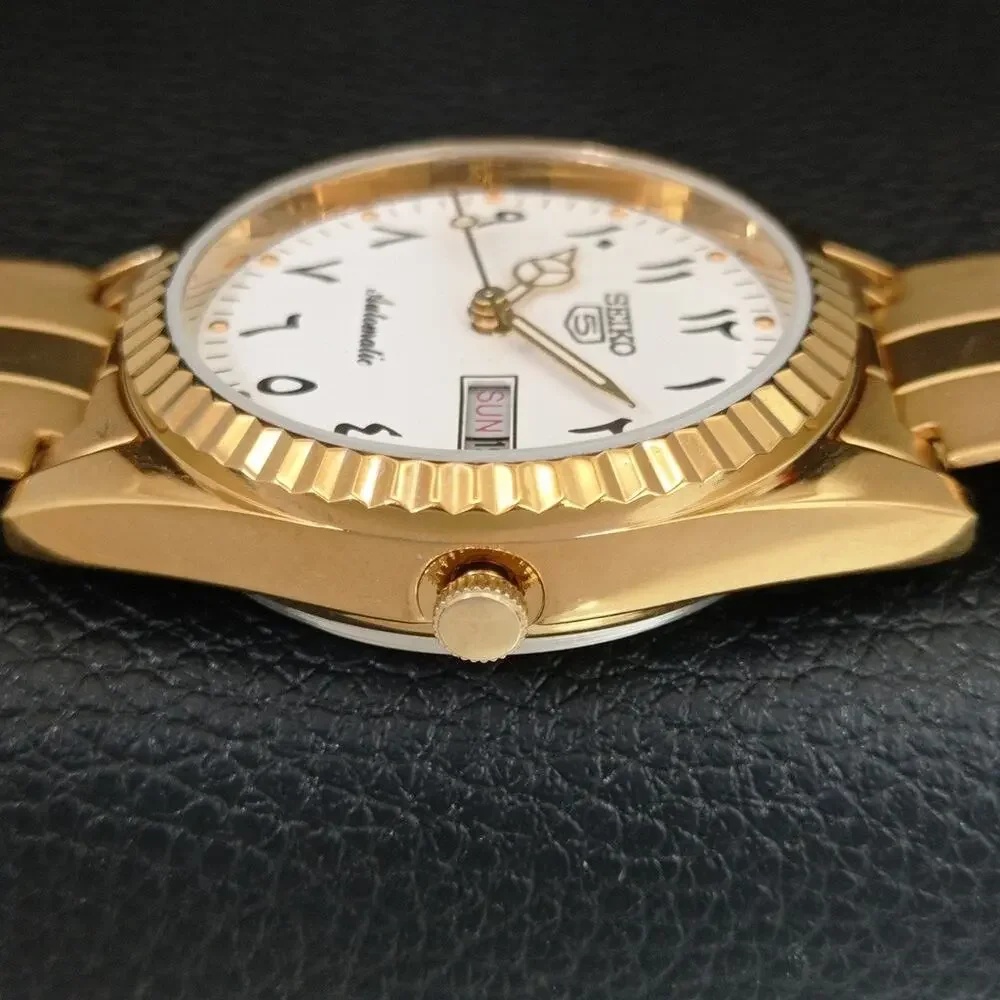 Vintage 1985 Seiko Automatic Mens Gold Watch W/daydate & Black accents